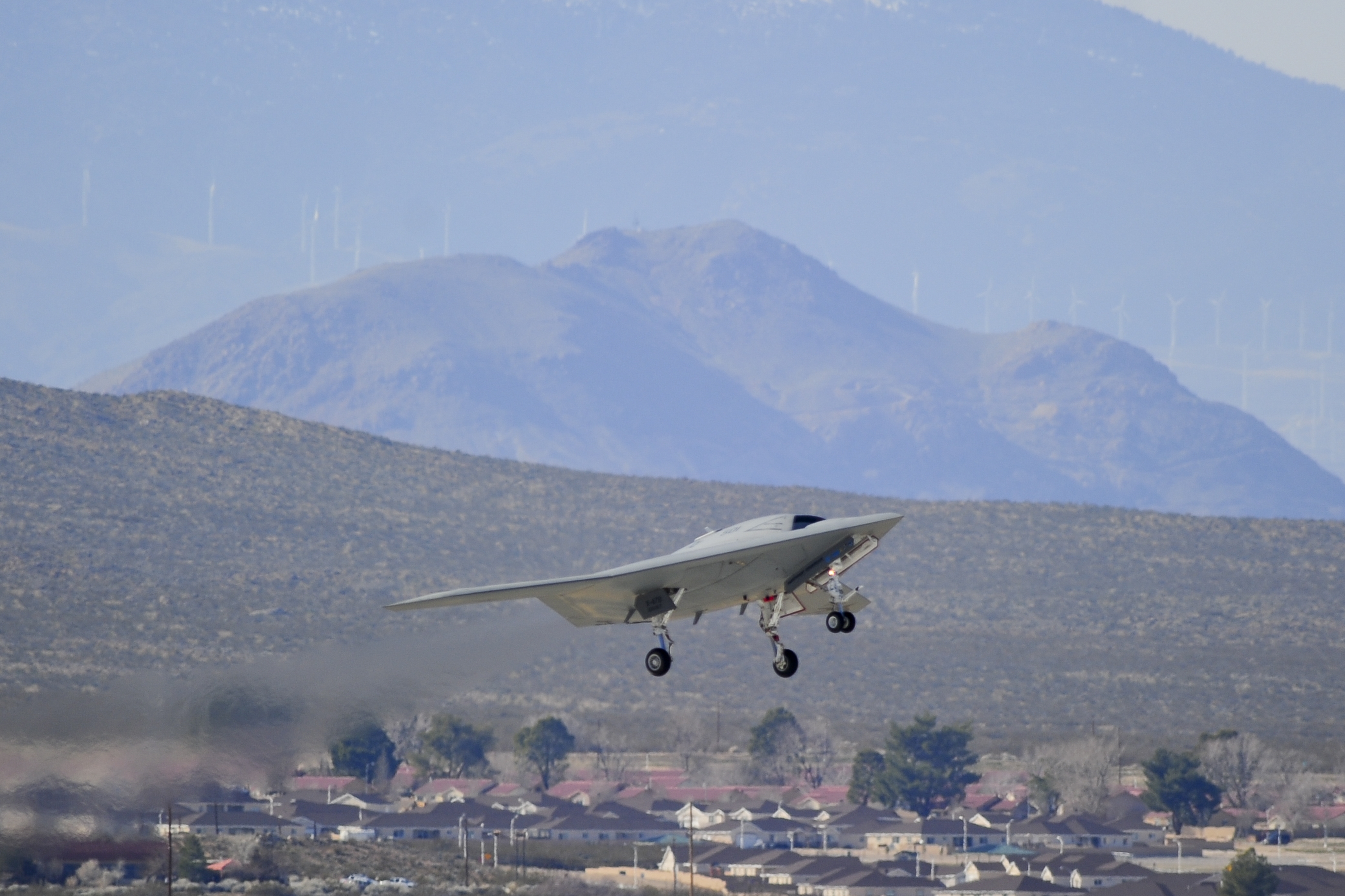 Us Navy X 47b Unmanned Combat Aircraft Completes Historic First