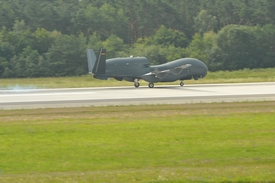 Euro Hawk (a) (thumbnail)