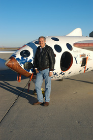 Burt Rutan (b)